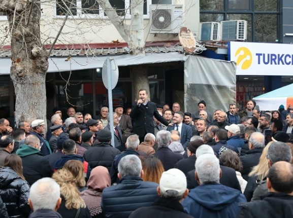 Ahmet Akın, Balıkesir'de de emekli için 'Başkent Kart' uygulaması başlatacak