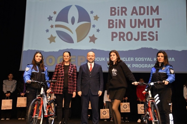 "Bir Adım Bin Umut Projesi" Ödül Töreni Yapıldı