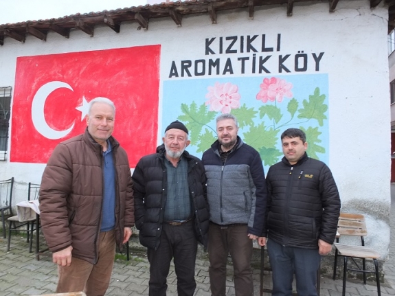 Burhaniye’de Aromatik Köy projesi tabelada kaldı