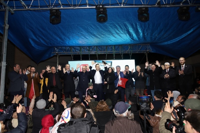 Ahmet Akın: "Asrın Siyasi Ahlaksızlığını Yapanlar Vaatlerimizde Kopyalamış" dedi
