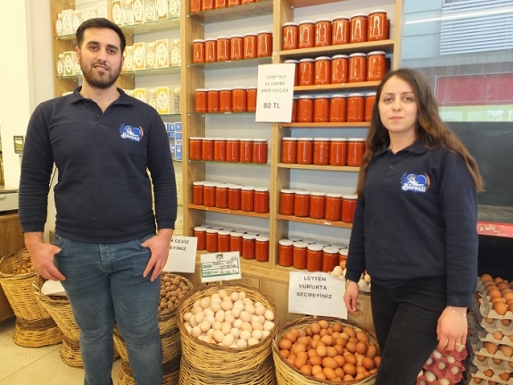 Burhaniye’de kadınların ürünleri kooperatif ile değerlendi