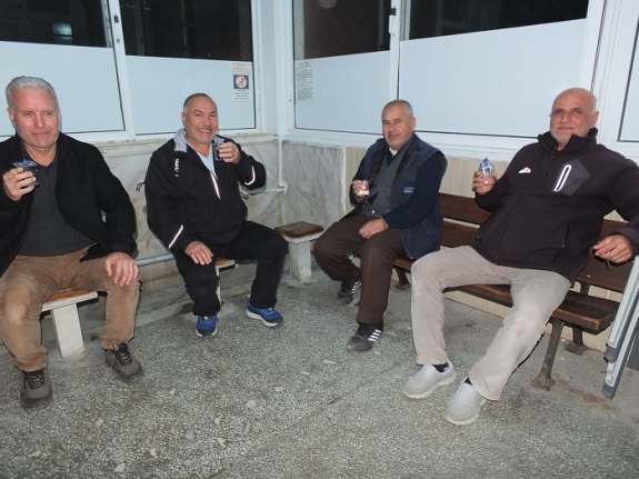 Burhaniye’de Ören caminde su geleneği devam ediyor