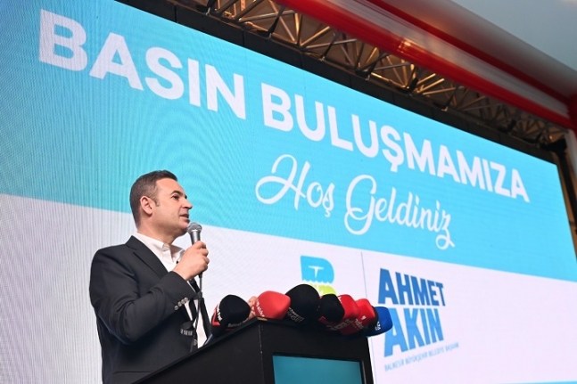Başkan Akın, basın mensupları ile bir araya geldiği toplantıda açıkladı: "Belediye şirketlerinden tek kuruş almayacağım"