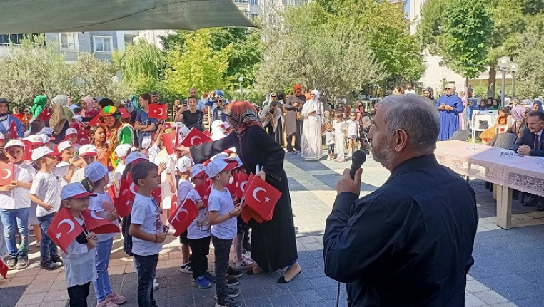 Edremit’te Müftülük, Kur'an Kerim öğrenen çocuklar için mezuniyet şenliği düzenledi
