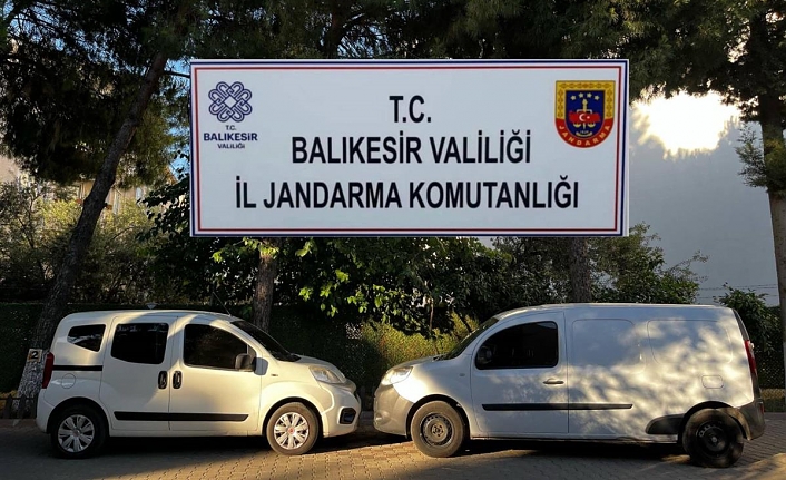 Edremit'te 22 göçmen ve 2 organizatör yakalandı