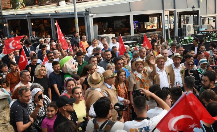 Burhaniye 5. Aromaterapi Festivali görkemli bir törenle açıldı
