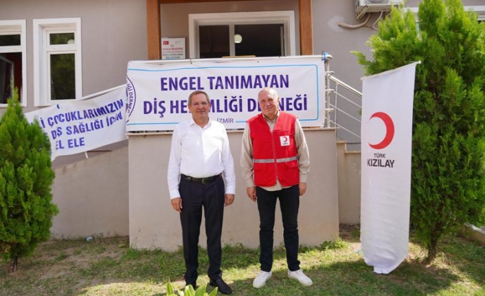 Engelliler Şenliği'nde 200 bireyin ağız ve diş tedavileri yapıldı