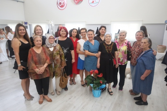 'KADIN 'Yeryüzünde Gördüğünüz Herşey Kadının Eseridir' Mozaik Sergisi Açıldı