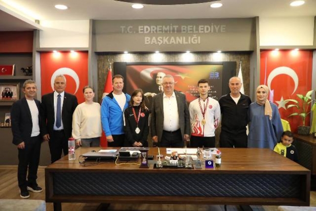 Edremit Belediyesi sporcuları 3 dalda şampiyonluk 4 altın madalya kazandı