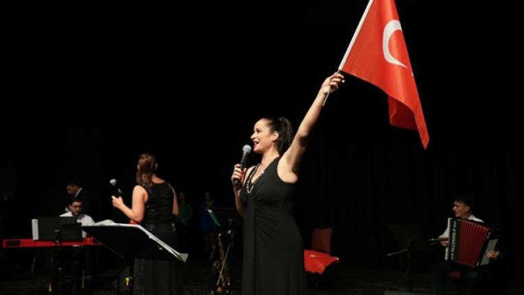 Operanın İkizleri; Dünyaca ünlü Sinem ve Didem Balık Cumhuriyet için söyledi