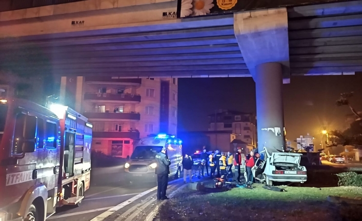 Balıkesir Altıeylül’de korkunç kaza: Köprü altındaki beton direğe çarptı: 1 ölü