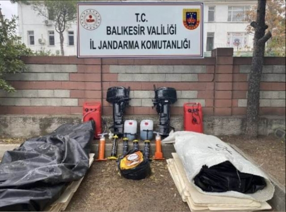 Jandarma kıyı şeridinde kuş uçurtmuyor: 258 göçmen yakaladı