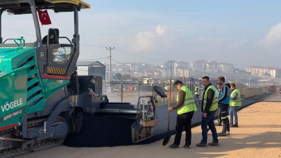 Gönen’de sanayi esnafının yol çilesi bitti
