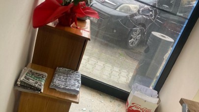 AK Parti'den taşlı saldırıya tepki