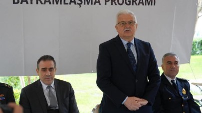 Burhaniye’de bayramlaşma coşkusu