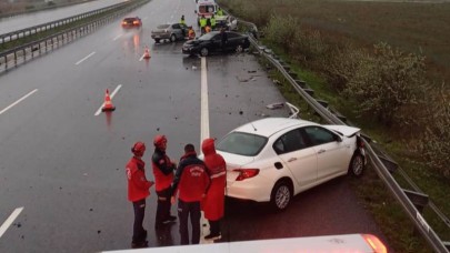 Susurluk’ta zincirleme kaza: 2 ölü, 4 yaralı