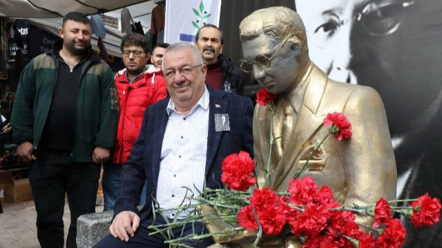 Sabahattin Ali Vefatının 77. Yılında Edremit'te törenle anıldı