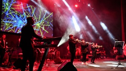Türkiye’nin ilk Roman Gençlik Orkestrası yürekleriyle çaldı