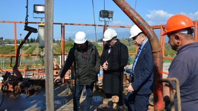 Kaymakam Odabaş, derin sondaj çalışmalarını yerinde inceledi