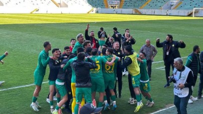 1966 Edremitspor Şampiyonluk Yolunda Engel Tanımıyor