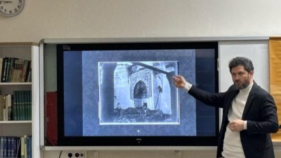 Öğretmen Akademileri'ne Doç. Dr. Mustafa Polat konuk oldu