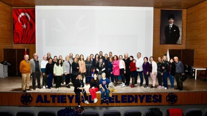 Altıeylül'de "Obez Miyiz, Lipödem Miyiz?" Söyleşisi