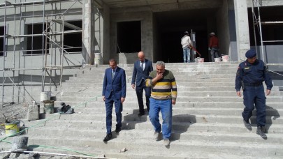 Aliçetinkaya İlkokulu inşaatı yerinde incelendi