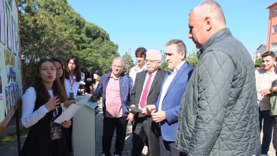 Burhaniye'de Sosyal Bilimler ve Fen Bilimleri Çalıştayı düzenlendi