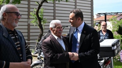 Başkan Akın, kolları sıvadı sahaya indi. Akın: “Kentsel Dönüşümde vatandaşı mağdur etmeyeceğiz”