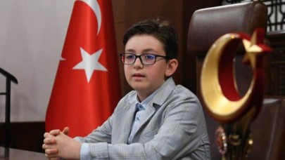 En genç Vali oldu: Ustaoğlu koltuğu devretti