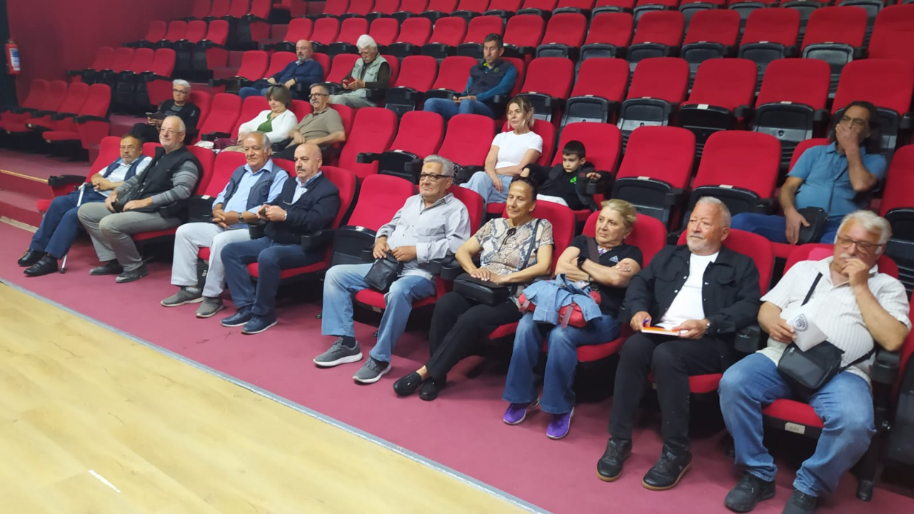 Ayvalık'ta TEK GÜÇ-DER şubesi ilk kongresini yaptı