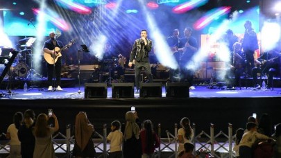 Büyükşehir Belediyesi baharın gelişini Hıdırellez Konseriyle kutladı