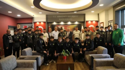 Başkan Ertaş, U-15 Takımını Ağırladı