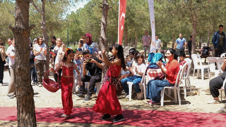 Ayvalık'ta Engelliler Haftası’nda Gönüllerince Eğlendiler