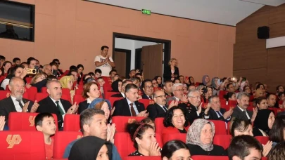 Balıkesir'de "Hayatı Paylaşmaya Engel Yok" temalı program ilgi gördü