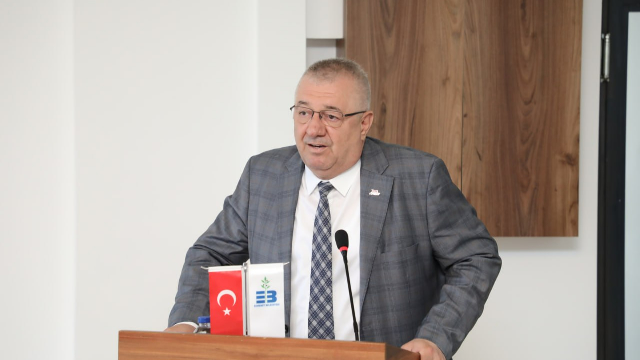 Edremit Belediye Başkanı Mehmet Ertaş, bir yılı basınla değerlendirdi