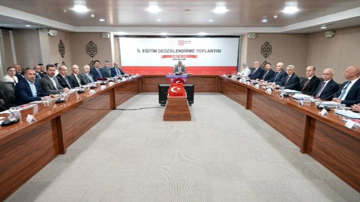 Bakan Tekin, İl Eğitim Değerlendirme Toplantısına başkanlık etti