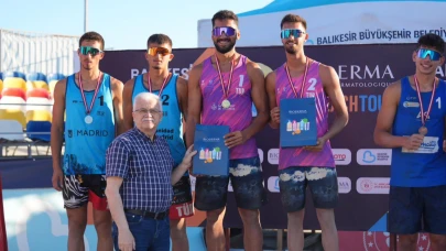 2025 TVF Plaj Voleybolu Bioderma Pro Beach Tour Ören Etabı ödül töreni düzenlendi