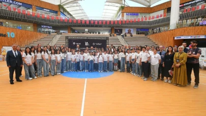 Projelerle İlham Veren Bir Gün: Bilim Fuarı ve Resim Sergisi
