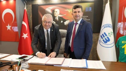Edremit Belediyesi gezdiriyor.  Öğrenciler içinde Çanakkale gezileri başladı.