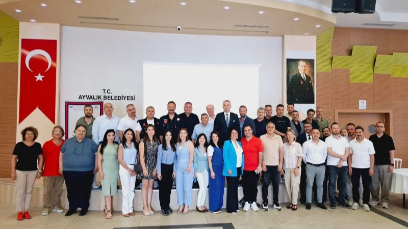 Balıkesir İtfaiyesi otelcileri bilgilendirdi