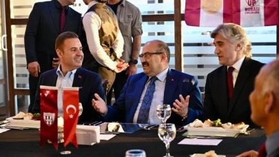 Akın’dan Bandırmaspor’a destek