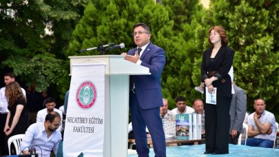 Necatibey Eğitim Fakültesi’nde Mezuniyet Heyecanı