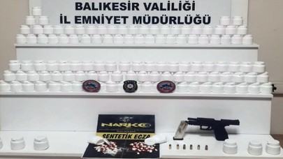 Balıkesir'de uyuşturucular kaçtı, polis kovaladı