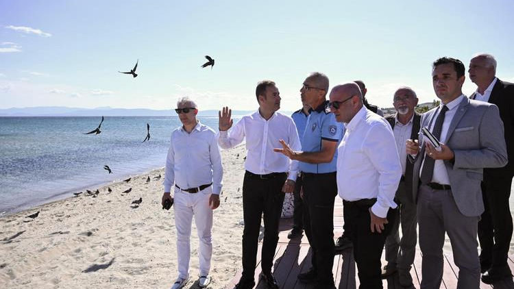 Başkan Akın’dan Sarımsaklı Plajı’na Bayram Öncesi denetim
