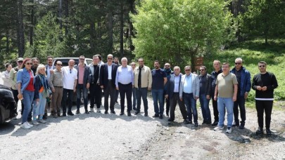 Edremit Belediyesi’nden Kazdağları Zirvesinde Çevre Temizliği