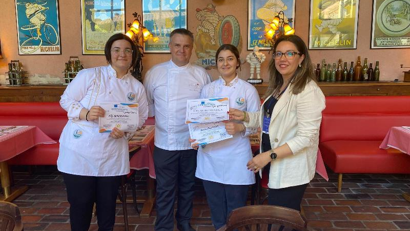 Balıkesir'li Öğrencilerden Avrupa'da Gastronomi Başarısı