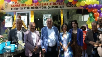 Akçay'da Sanat Merkezi’ne görkemli açılış!