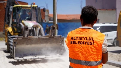 Altıeylül Belediyesi ekipleri tam kadro sahada!