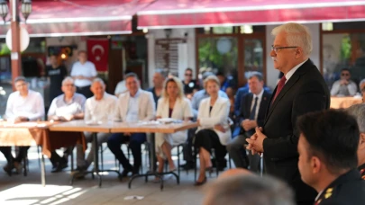 Burhaniye’de bayramlaşma töreni yapıldı